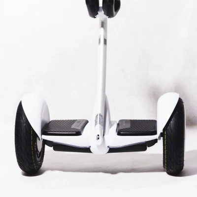 Segway Ninebot scooter MINIROBOT + Bluetooth + Smartphone App + távirányító- önegyensúlyozó mechanizmus