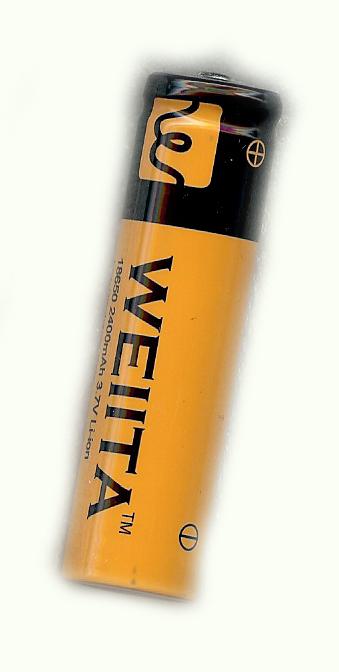 WEIITA RECHARGEABLE LI-ION 18650 BATTERY 2400mAh 3.7V /db